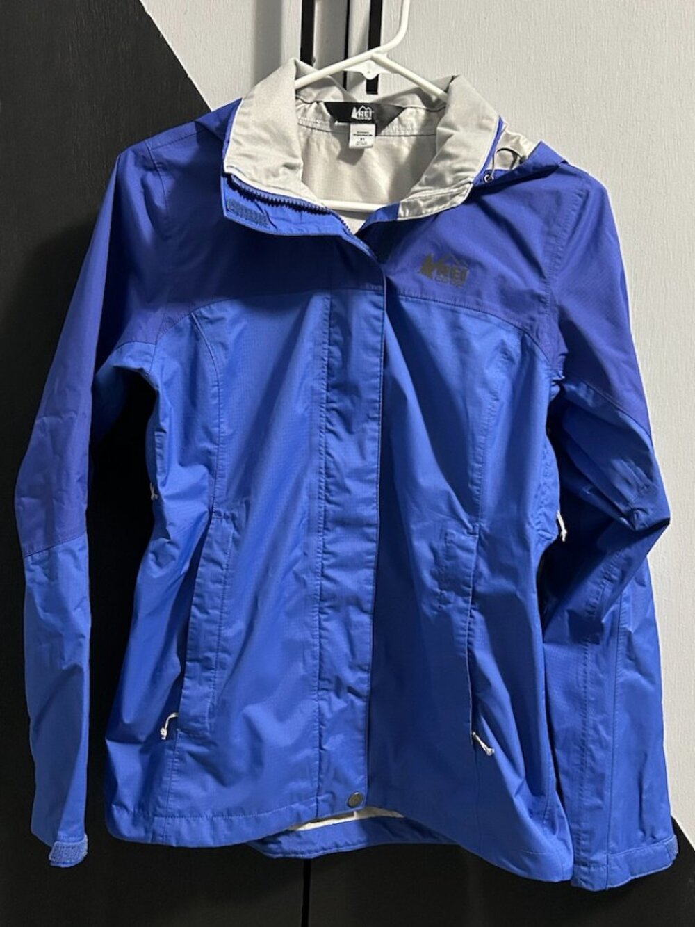 REI Co-op Peak 2.5L 2-Tone Blue‎ Color Block Hooded Rain Jacket Women's XS